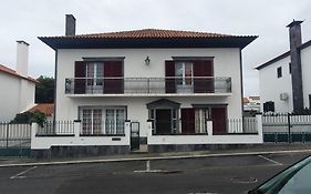 Vitorino De Nemesio Guesthouse